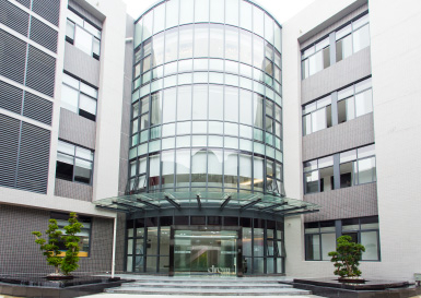 德乐满2400平办公室装修实景图